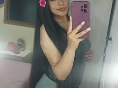lolacfx - female with black hair webcam at ImLive