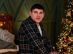 LuckDerek - male webcam at ImLive