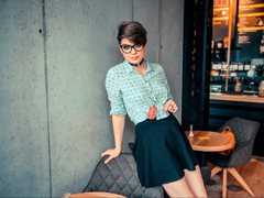 LunaRosse - female with brown hair webcam at ImLive