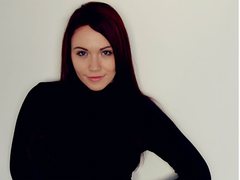 LunatheVampire - female with red hair and  small tits webcam at ImLive