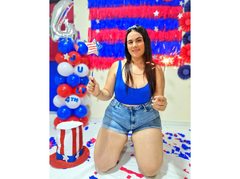 MaraCruzz - female with brown hair and  small tits webcam at ImLive