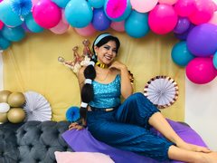 MarcyOlson - female with black hair and  small tits webcam at ImLive