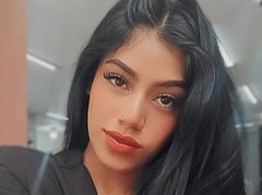 MarianaCross from ImLive