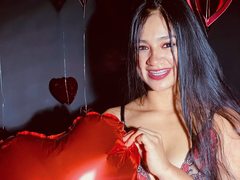 Mariana_Prin - female with black hair webcam at ImLive