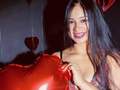 Mariana_Prin - female with black hair webcam at ImLive