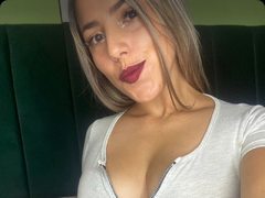 MarianaGarcia - blond female webcam at xLoveCam