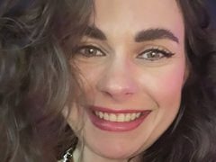 Mariishka - female webcam at ImLive
