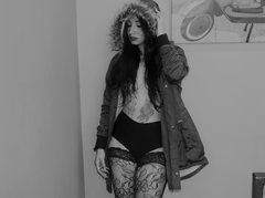 MaryllinSweet - female with black hair webcam at LiveJasmin