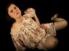 MaryInTheMood - female with black hair and  big tits webcam at LiveJasmin