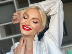 MaryLight - blond female with  big tits webcam at ImLive