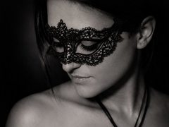 MaryPsyh05 - female with black hair webcam at ImLive
