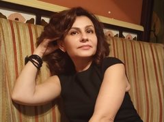 MatElenore - female with brown hair and  small tits webcam at xLoveCam