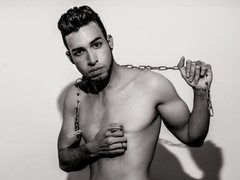 DereckBlue - male webcam at LiveJasmin