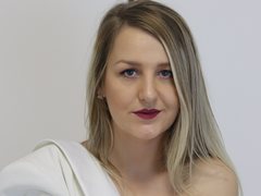 MayaTrainorX - blond female with  big tits webcam at ImLive