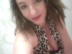 madamsweetie - female webcam at ImLive