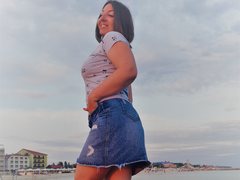madamsweetie - female webcam at ImLive