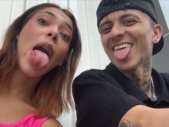 MeganAndMax_1 - couple webcam at ImLive