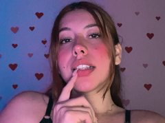 Meghanwhite - female with red hair and  small tits webcam at ImLive