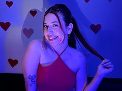 Meghanwhite - female with red hair and  small tits webcam at ImLive