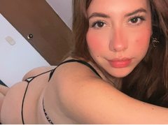 Meghanwhite - female with red hair and  small tits webcam at ImLive