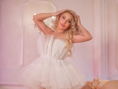 MelissaLaurenCoxxx - blond female with  big tits webcam at ImLive