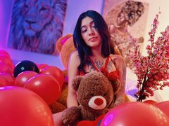 MiaFox_03 - female webcam at ImLive