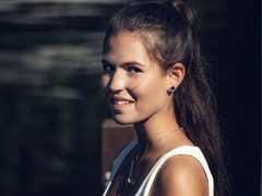 MiaLelani - female with black hair webcam at LiveJasmin