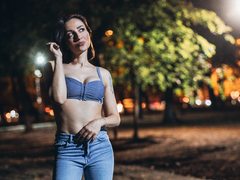 MiaMooreRed from ImLive