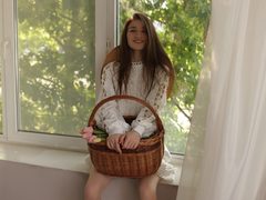 MiaVenders - female with red hair and  small tits webcam at LiveJasmin