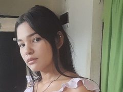 MiaaSmith - female webcam at ImLive