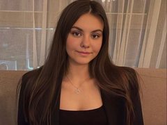 Litttlecat - female with brown hair and  big tits webcam at ImLive