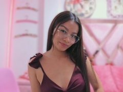 Mila_Bennett from ImLive