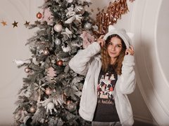 MilanaMill - blond female webcam at ImLive