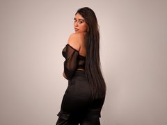 MileyRosss - female with black hair and  big tits webcam at ImLive