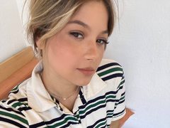 MillyKey - blond female webcam at ImLive