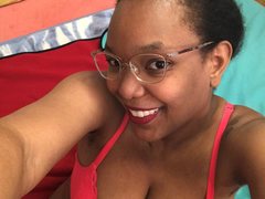 MinnieCamgirl - female with brown hair and  big tits webcam at ImLive