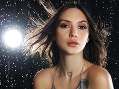 MiraThomas - female with brown hair webcam at LiveJasmin