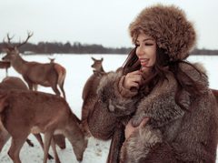MissBelle - female with brown hair webcam at ImLive