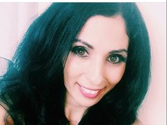 SophieLane7 - female with black hair and  small tits webcam at ImLive