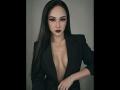 MissDomAthena from ImLive