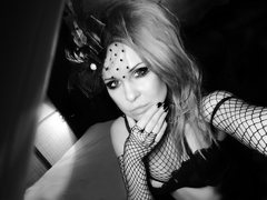MissJennifer - female with red hair webcam at ImLive