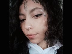 MissLaurie - female with black hair and  small tits webcam at ImLive