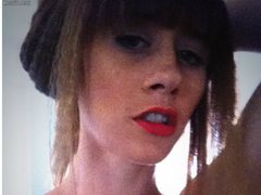 MissMaceyJade - female with brown hair and  small tits webcam at ImLive