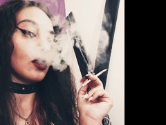 CruelMadeleine - female with brown hair webcam at LiveJasmin