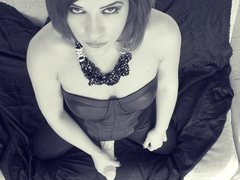 FoxxyVivian - female with red hair webcam at LiveJasmin
