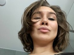 misssmille - female with  small tits webcam at ImLive