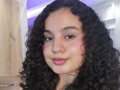 MollyBlink - female with black hair webcam at ImLive