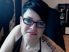 MollySun - female with black hair and  big tits webcam at LiveJasmin