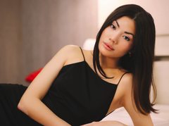MonicaHill - female with black hair webcam at ImLive