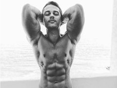 MuscleAndy - male webcam at xLoveCam